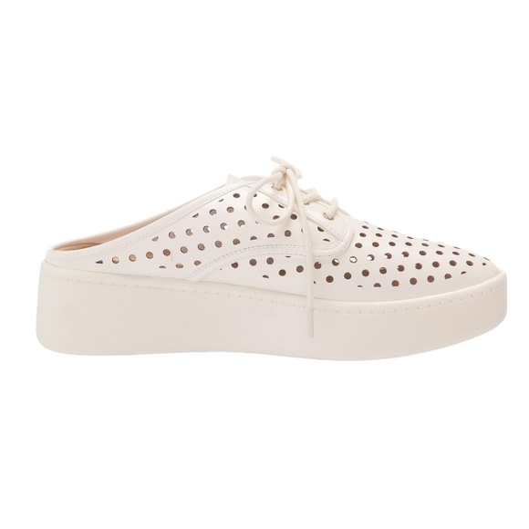 LAST PRICE🍒🤍 ANNE KLEIN iFLEX Tricia sneakers ✨ - Picture 2 of 14